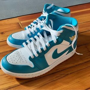 Air Jordan Hi tops